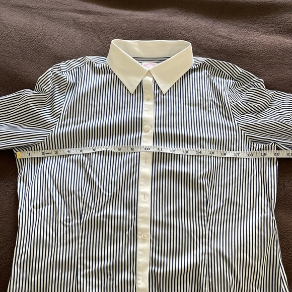 BROOKS BROTHERS | Tailored Fit Dress Shirt - Picture 8 of 9